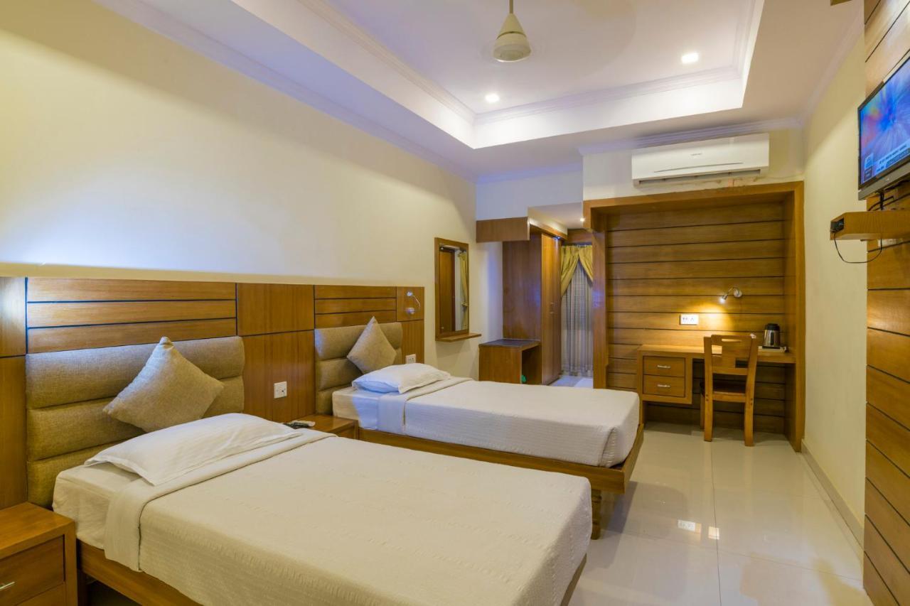 Sree Gokulam Residency Hotel Thrissur Kültér fotó