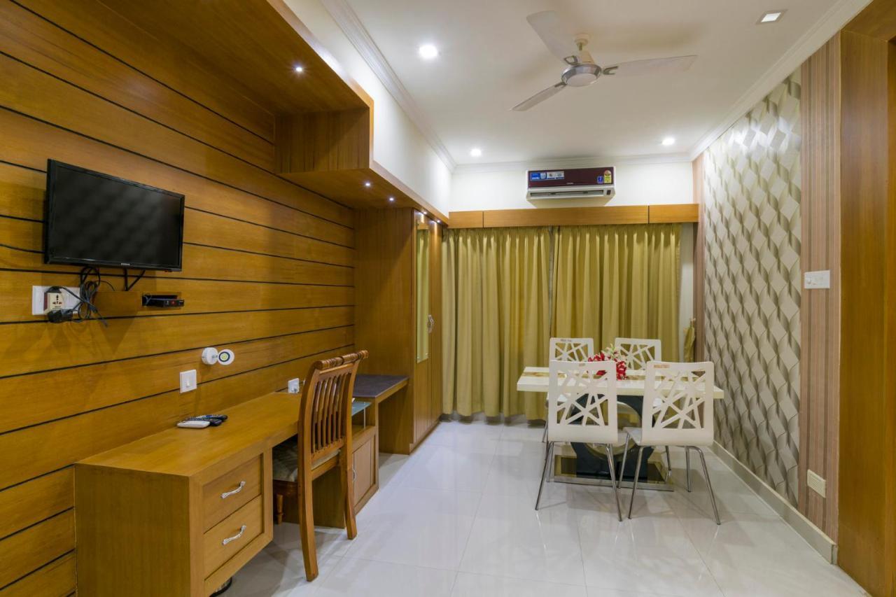 Sree Gokulam Residency Hotel Thrissur Kültér fotó