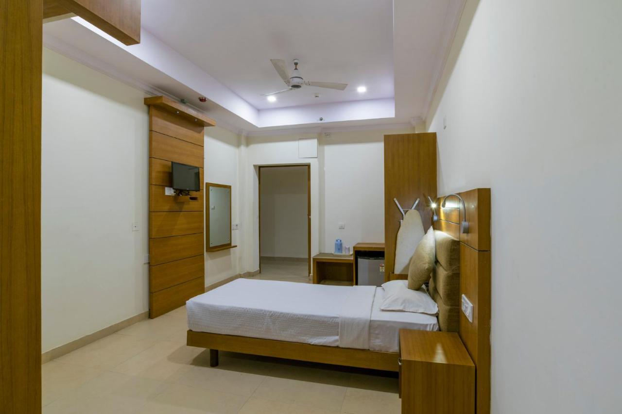 Sree Gokulam Residency Hotel Thrissur Kültér fotó
