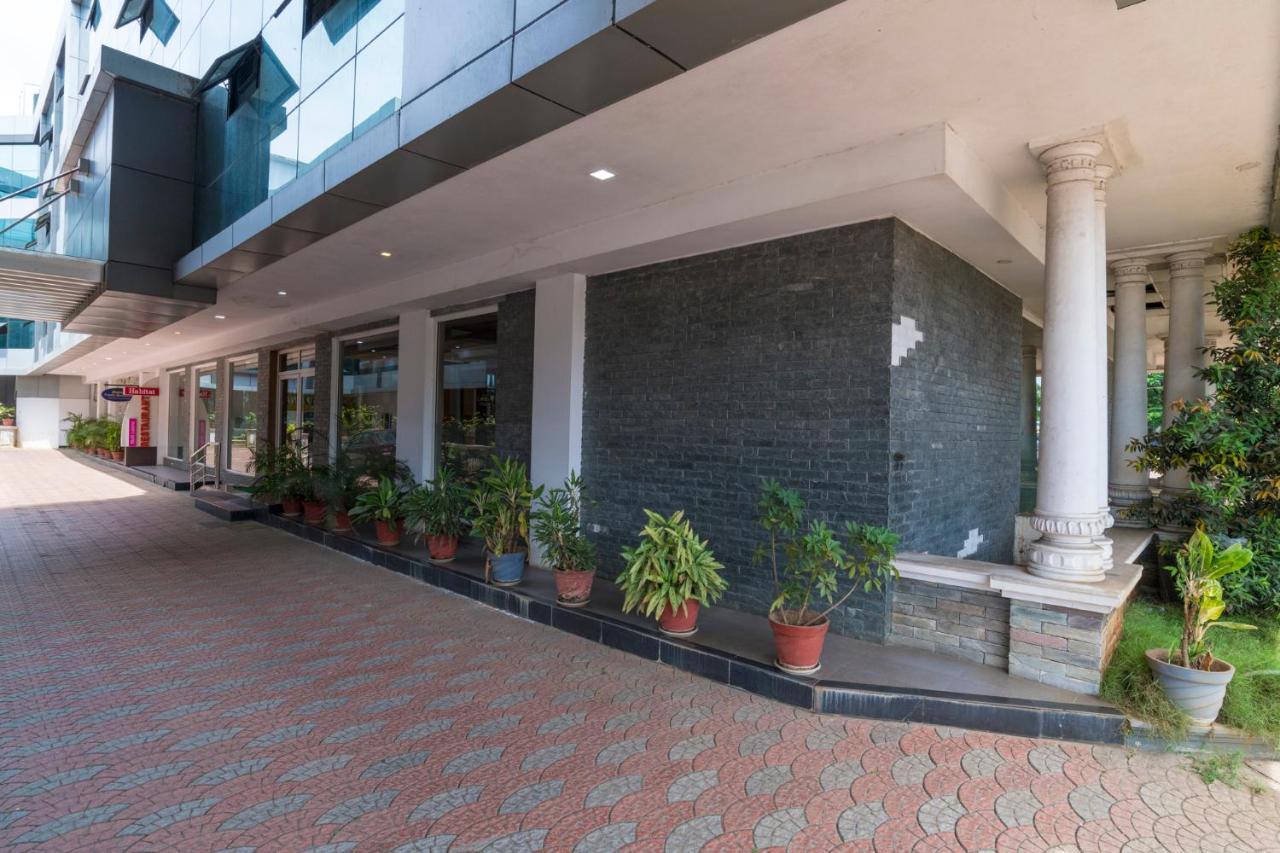 Sree Gokulam Residency Hotel Thrissur Kültér fotó