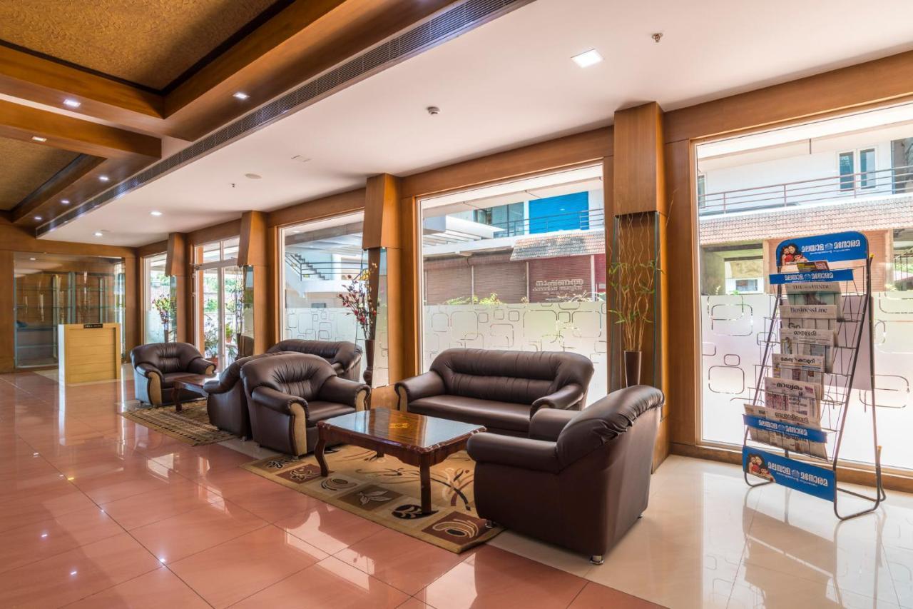 Sree Gokulam Residency Hotel Thrissur Kültér fotó