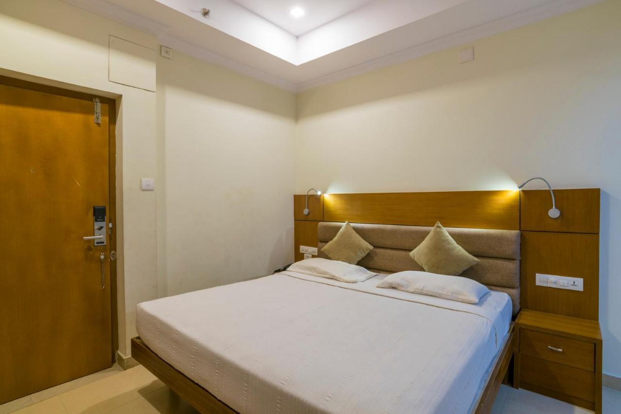 Sree Gokulam Residency Hotel Thrissur Kültér fotó