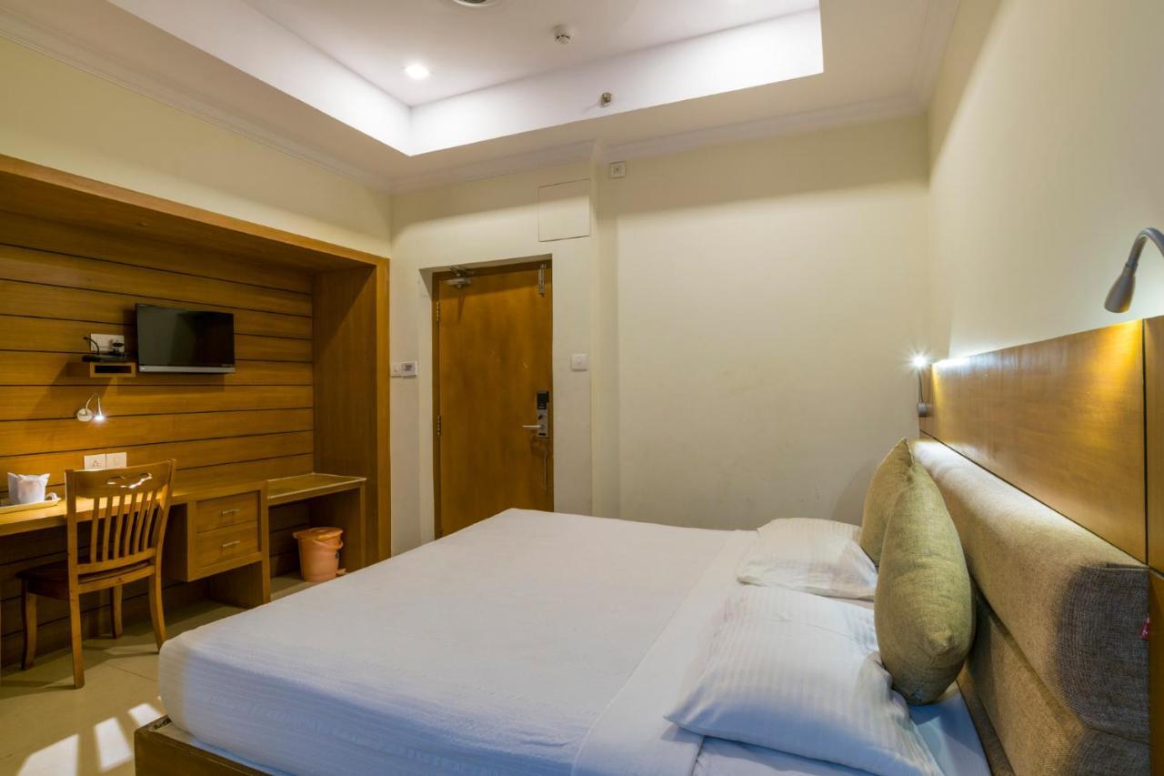Sree Gokulam Residency Hotel Thrissur Kültér fotó