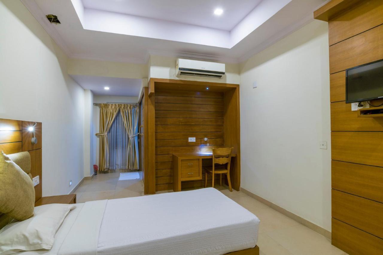 Sree Gokulam Residency Hotel Thrissur Kültér fotó